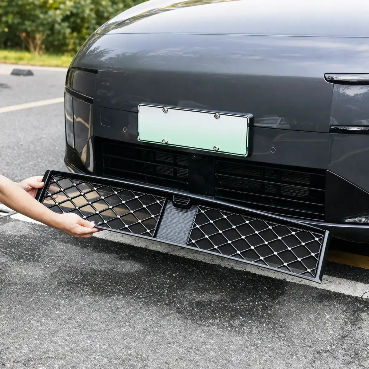XPENG GX Front Grille Insect Protection Mesh