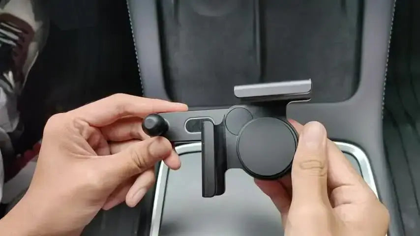 Magnetic corner Car Phone Holder for ( G700 - Rox - Leopard - Tesla - Li auto - Xpeng - Zeekr ) | 1688 Store UAE